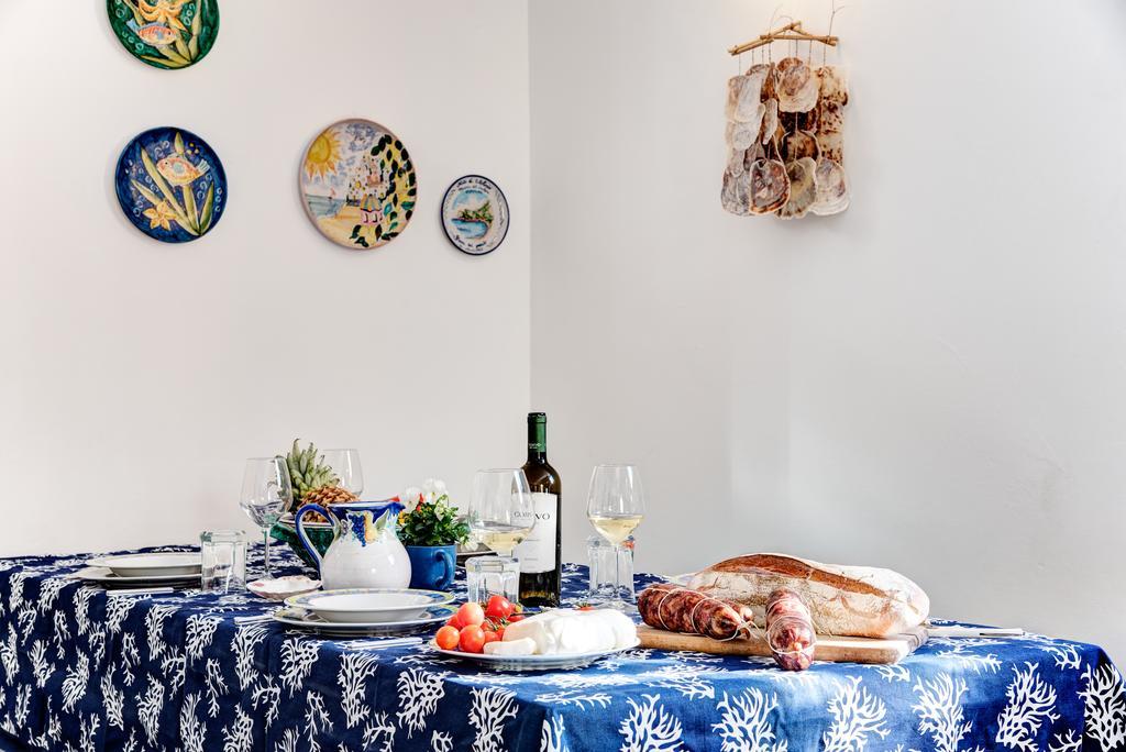 La Cabane Bleau The Perfect Beachfront Apartment Marina del Cantone Luaran gambar